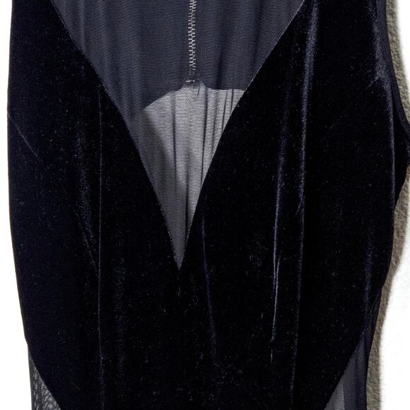 Betsy and Adam Velvet Gown Black Size 2 Artful Statement Elegant - Picture 4 of 10